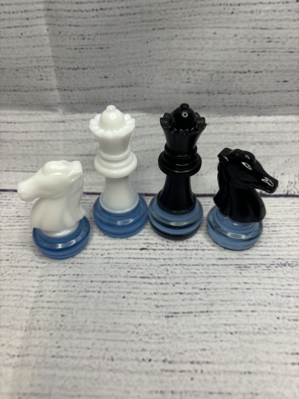 Jeu d'échecs décoratif bois d'érable et résine époxy – Image 5