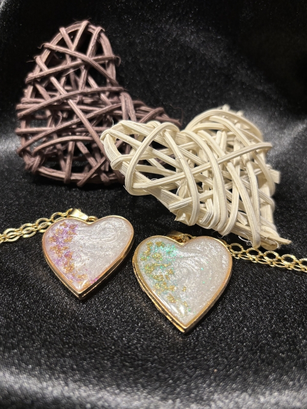 Pendentif coeur doré. Chaîne 18po – Image 3