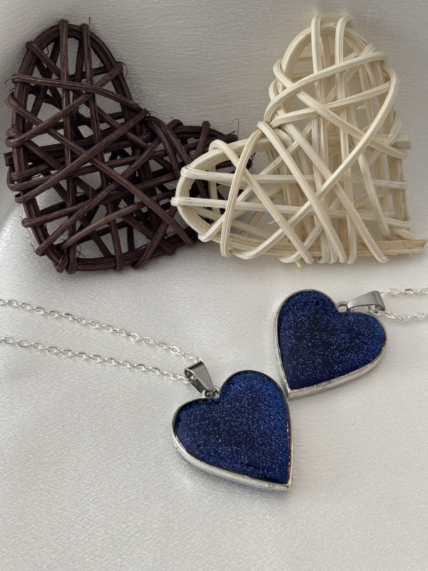 Pendentif coeur argenté. Chaîne 18po – Image 2