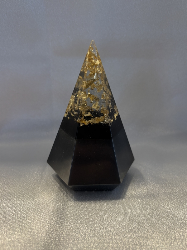 Support à bagues décoratif pyramide 4po – Image 2